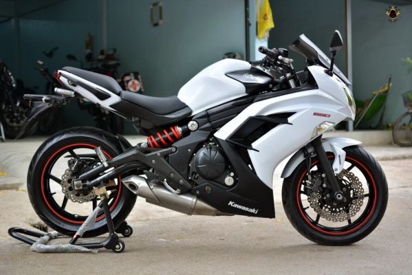 KAWASAKI NINJA 650cc ABS รุ่นปี 2013 สภาพนางฟ้า ทะเบียนพร้อมโอน 185,000 -