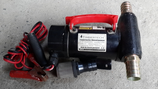 ปั๊มดูดน้ำมันใช้ไฟแบตเตอรี่ 12 V จากถัง 200 ลิตร ถัง 18 ลิตร ปั๊มดูดน้ำมันใช้ไฟแบตเตอรี่ 12 V จากถัง 200 ลิตร ถัง 18 ลิตร