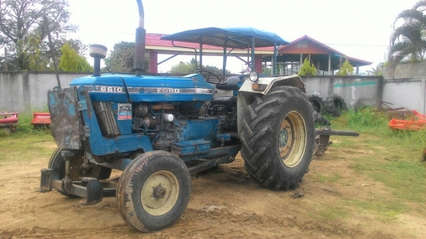 ขายรถไถ FORD 6610 เพลาเดียว สภาพดีพร้อมใช้ อุปกรณ์มีดันหน้าและผานพรวน