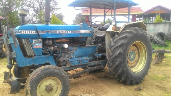 ขายรถไถ FORD 6610 เพลาเดียว สภาพดีพร้อมใช้ อุปกรณ์มีดันหน้าและผานพรวน