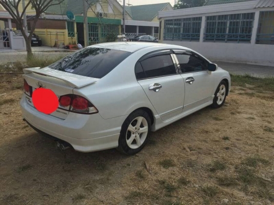 Honda Civic ปี12  (รถหลุดจำนำ)