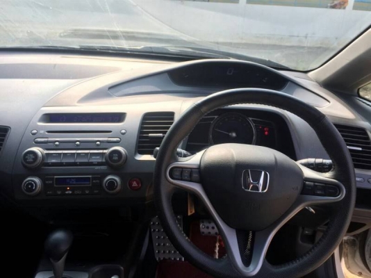 Honda Civic ปี12  (รถหลุดจำนำ)