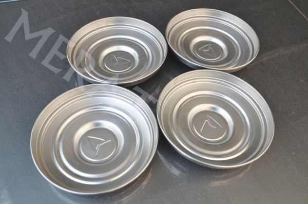 ขายฝาครอบล้อ toyota rn30 สภาพเกือบใหม่ 1 ชุด Benz 14 นิ้ว 1 ชุด ขายฝาครอบล้อ toyota rn30 สภาพเกือบใหม่ 1 ชุด Benz 14 นิ้ว 1 ชุด