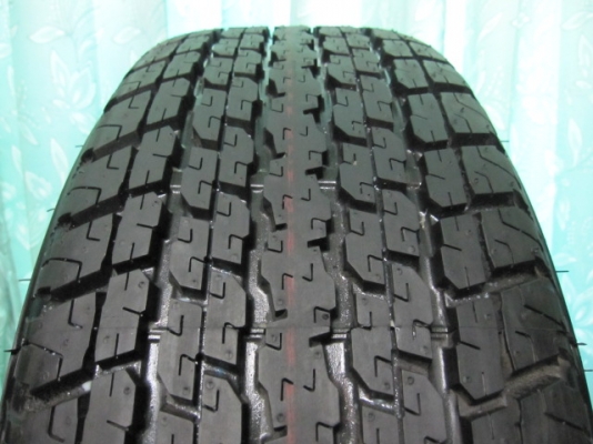 ขายล้อแม็กป้ายแดง ISUZU MU-X พร้อมยางผลิตปี 15 ขอบ 17 มีตุ่มหน้ายางทั้ง 4 เส้น