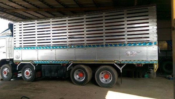 Maga 12 ล้อปี 46 เครื่อง 335 แรงเพลาเดียว ไม่ดัมพ์ กระบะมิเนียมทั้งลูก รถสวยลองขับได้ก่อนตัดสินใจ