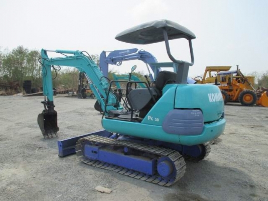 ขายรถขุด Komatsu. Pc 30-7 E. แทรคเหล็ก เก่านอกจากญี่ปุ่นมีเอกสารแจ้งจำหน่าย ขายรถขุด Komatsu. Pc 30-7 E. แทรคเหล็ก เก่านอกจากญี่ปุ่นมีเอกสารแจ้งจำหน่าย