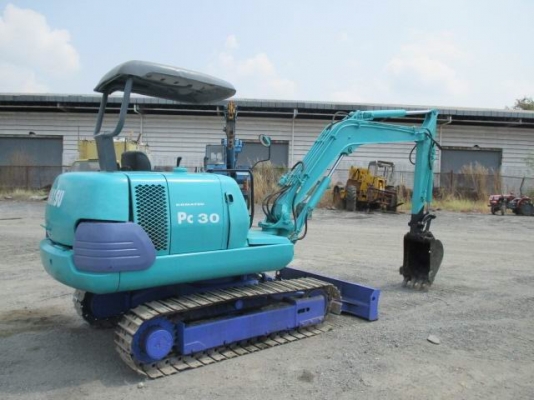 ขายรถขุด Komatsu. Pc 30-7 E. แทรคเหล็ก เก่านอกจากญี่ปุ่นมีเอกสารแจ้งจำหน่าย ขายรถขุด Komatsu. Pc 30-7 E. แทรคเหล็ก เก่านอกจากญี่ปุ่นมีเอกสารแจ้งจำหน่าย
