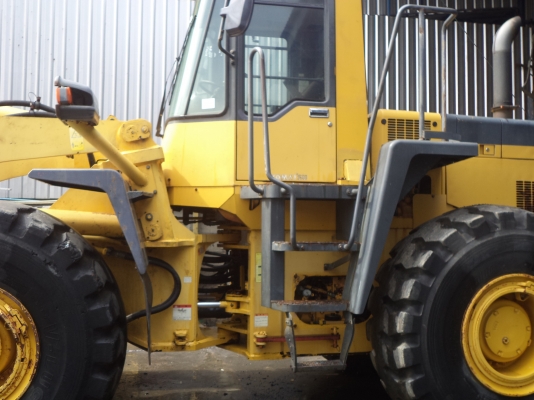 WA400-3E 63006 รถเก่าจากประเทศญี่ปุ่น รถจอดที่ นวนคร แล้วครับครับ