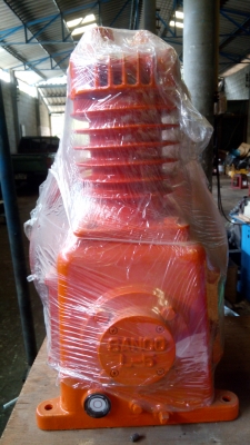 หัวปั้มลูกสูบญี่ปุ่น 5 hp 2 สูบ