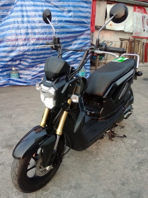 Honda Zoomer X คอมบายเบรก ตัวท็อป รถปี56 พร้อมเล่ม สวยๆครับ
