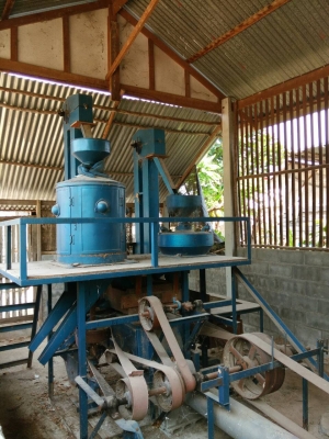 ขายโรงสีข้าวขนาด 2 หิน ไดร์ 5 แรง อุปกรณ์ทุกอย่างครบ