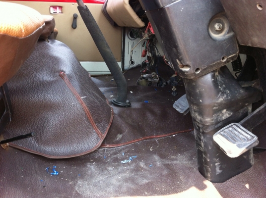 ฮีโน่  FF177 เครื่อง EH700 168 แรงม้า ตัวกระบะยาว  6.20 เมตร