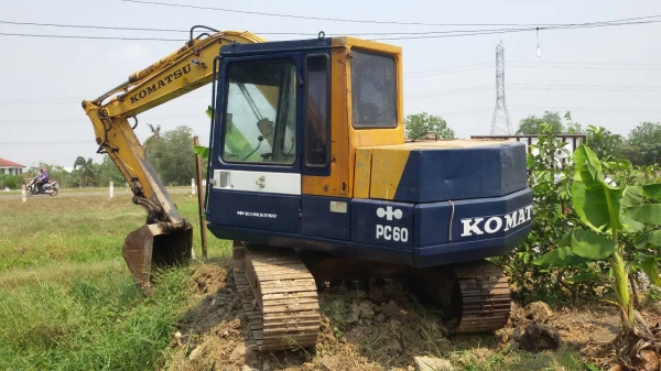 Komutsu PC60-5