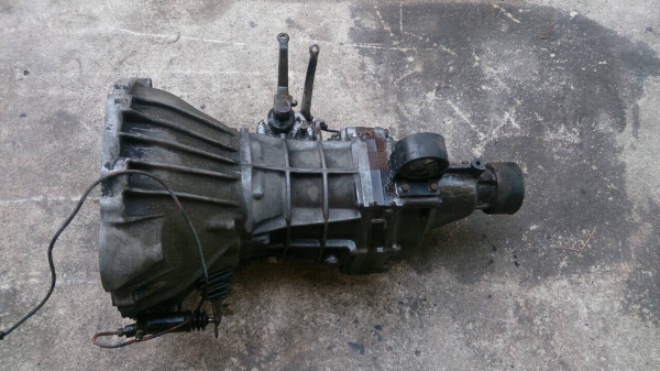 ขายเกียร์ธรรมดา 5 สปีดใส่ตู้โตโยต้า 2L3L