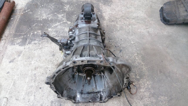 ขายเกียร์ธรรมดา 5 สปีดใส่ตู้โตโยต้า 2L3L