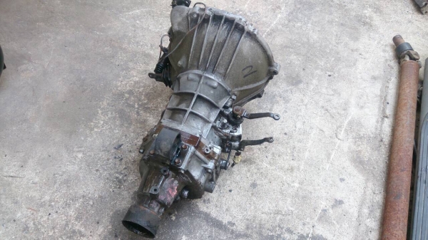 ขายเกียร์ธรรมดา 5 สปีดใส่ตู้โตโยต้า 2L3L