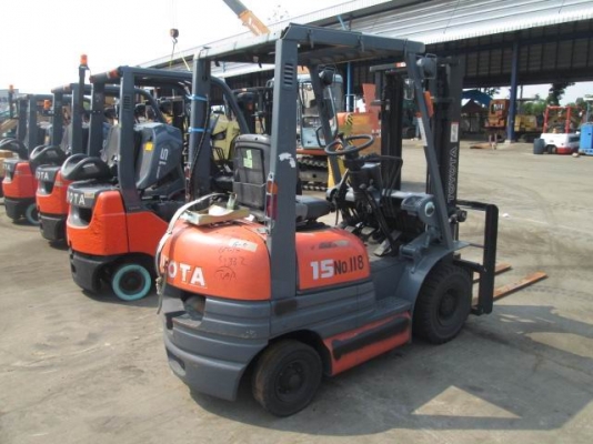 ขายรถยก1.5ตัน..รุ่นยอดนิยมรุ่น6....งายาว.ยาว.สไสด์ได้