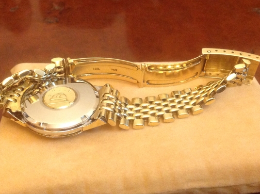 ขายนาฬิกาข้อมือชาย Vintage Omega ปี 1960 รุ่นยอดนิยมขาสิงห์ ของสะสมส่วนตัวเอาออกมาขาย