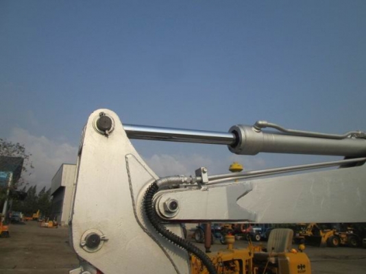 ขายรถขุดIHi.pc30เครื่องตัวใหม่ISUZU3สูบ..เก๋งกันฝน