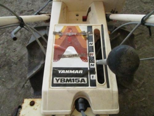 รถเกี่ยวข้าวเดินตาม  YANMAR  YBM15A    รหัสสินค้า : 80802349   หรือเพิ่มเติมไดที่ www.nihonmono.com