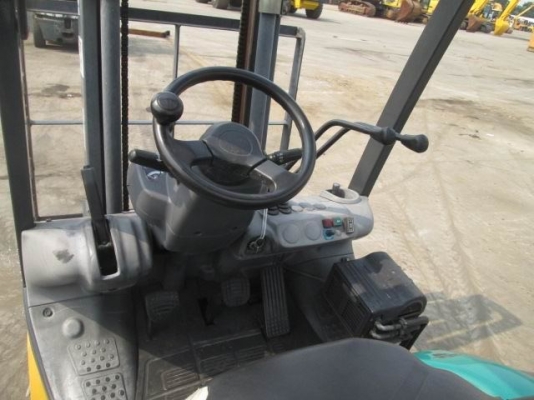 โฟล์คลิฟท์ รุ่น 18 ยี่ห้อ KOMATSU 1.5 ตัน 2 ระบบ เบนซิน + แก๊ส โฟล์คลิฟท์ รุ่น 18 ยี่ห้อ KOMATSU 1.5 ตัน 2 ระบบ เบนซิน + แก๊ส