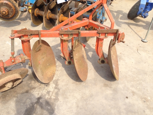 แทรคเตอร์ คูโบต้า L1-R26 พร้อมผาน 3 แทรคเตอร์ คูโบต้า L1-R26 พร้อมผาน 3