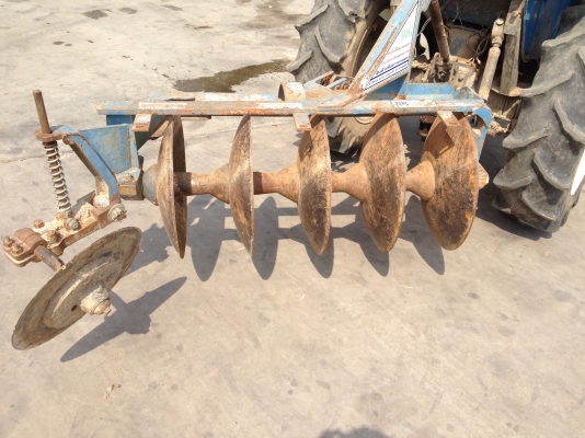 แทรคเตอร์ อิเซกิ TL2700 พร้อมผาน 5