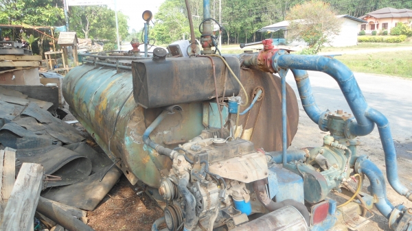 ถังน้ำพร้อมเครื่อง นิสสัน td 27  พร้อมอุปกรณ์ครบชุด  ถังน้ำ6000 ลิตร