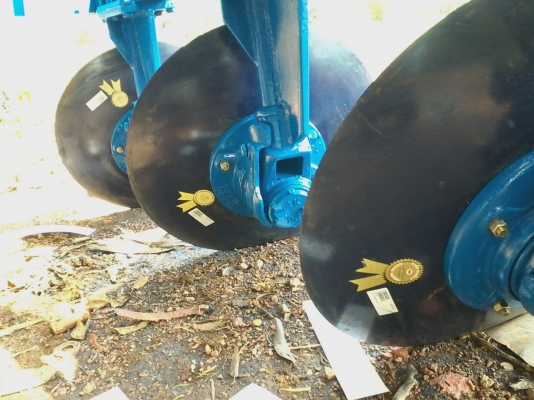 ขายผาน3โครง4ไคเฮ็งหลีสำหรับรถไถใหญ่