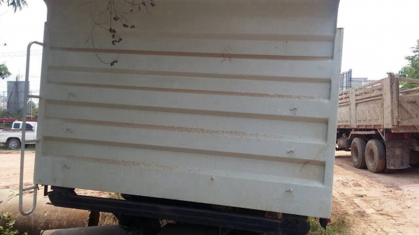 ขายชุดกระบะดั้ม 10 ล้อ มี 2 ชุด กระบะแม่ และกระบะลูก กระบอกดั้ม 20 ตัน ต่ออู่ เอส เค ที สภาพ 99\% ราคาต่อรองได้ครับ