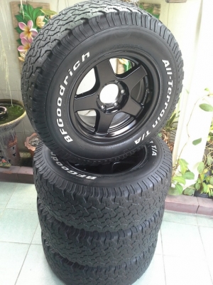 Max + BF All 265/70/16 ปี11 สวยๆ 1ชุด Max + BF All 265/70/16 ปี11 สวยๆ 1ชุด