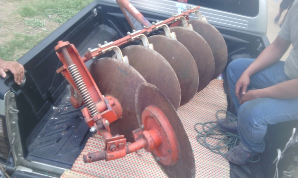 หาง 5 ใบ 22 ยี่ห้อ cs และ sbt มี 2 หาง ต่อรองได้  ขายได้ขายเลยครับ