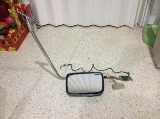 กระจกมองข้างรถตู้ปรับไฟฟ้าของเก่าญี่ปุ่นสภาพดี