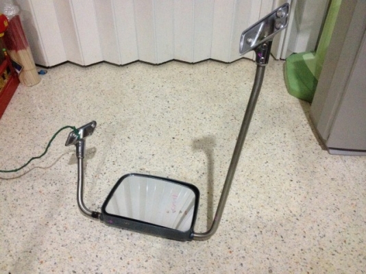 กระจกมองข้างรถตู้ปรับไฟฟ้าของเก่าญี่ปุ่นสภาพดี