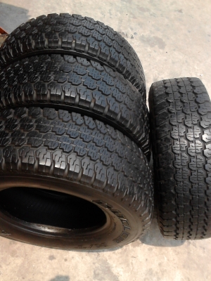 225/70R15 BRIDGESTONE DUELER H/T 689 ชุด 4 เส้น โทร.081-427-3941 225/70R15 BRIDGESTONE DUELER H/T 689 ชุด 4 เส้น โทร.081-427-3941