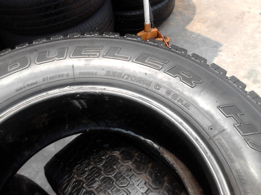 225/70R15 BRIDGESTONE DUELER H/T 689 ชุด 4 เส้น โทร.081-427-3941 225/70R15 BRIDGESTONE DUELER H/T 689 ชุด 4 เส้น โทร.081-427-3941