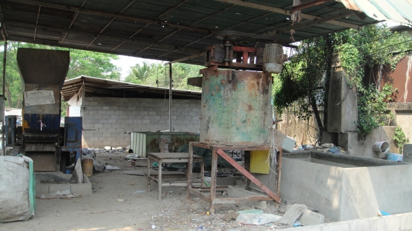 ขายเครื่องโม่พลาสติค เครื่องล้าง เครื่องสลัด เครื่องอบ ครบชุด ทำงานได้เลย เลิกกิจการ ขายถูก