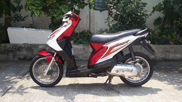 ขาย honda i-con combi brake 110cc. ปี52 รถบ้านแท้100\% ขาย honda i-con combi brake 110cc. ปี52 รถบ้านแท้100\%