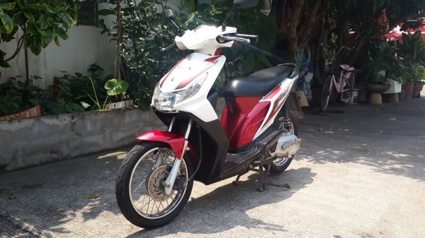 ขาย honda i-con combi brake 110cc. ปี52 รถบ้านแท้100\% ขาย honda i-con combi brake 110cc. ปี52 รถบ้านแท้100\%