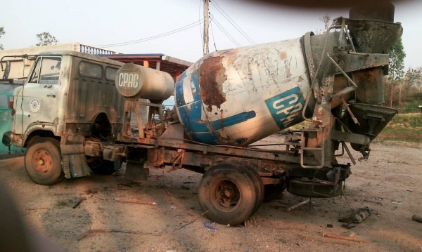 รถโม่ปูน 2.5 คิว