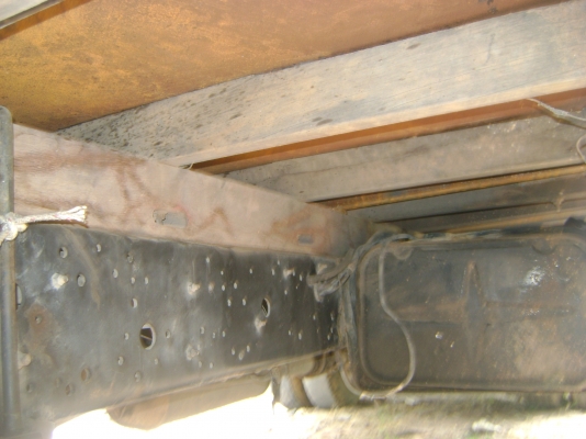 อีชูชุ 195  แรง  พร้อมใช้งาน   ราคา 500,000 บาท ปรับเหลือ  450,000  บาท