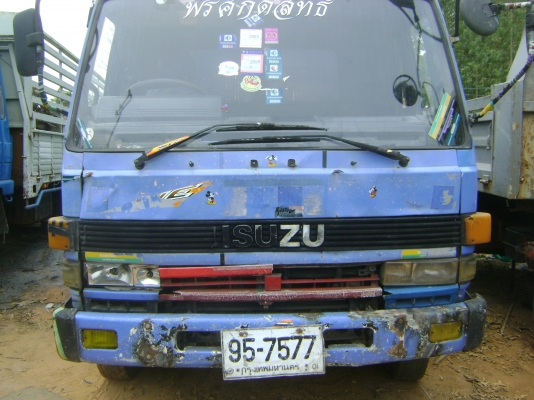 อีชูชุ 195  แรง  พร้อมใช้งาน   ราคา 500,000 บาท ปรับเหลือ  450,000  บาท