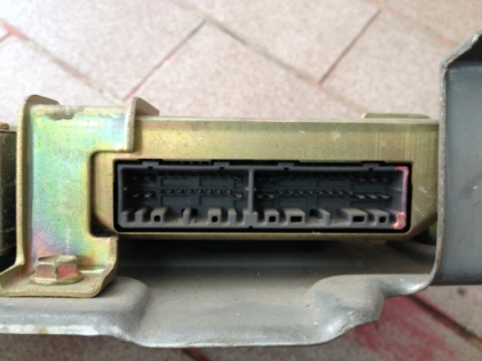 กล่อง ECU HONDA F22B VTEC พร้อมกล่องเกียรของเก่าญี่ปุ่นสภาพดี กล่อง ECU HONDA F22B VTEC พร้อมกล่องเกียรของเก่าญี่ปุ่นสภาพดี