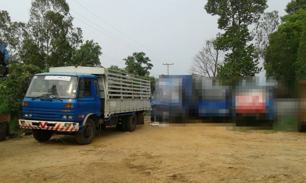 นิสัน UD 160 แรง  ยาว 5.15 เมตร  ราคา  370,000 บาท