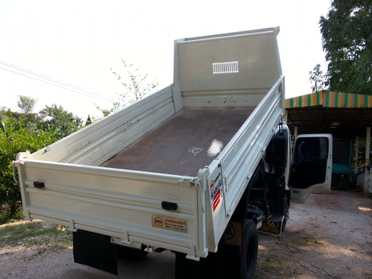 ขาย 6 ล้อ ดั้ม ฮีโน่เมก้าซี่รี่ 500  fc 9j 175 แรง ปี55 มีอีก 1 คันปลายปี 55  175 แรง (ยาว 4 เมตร)วิ่ง 60,000 โล เช่นกัน ราคา 1,050,000.-ต่อรองได้ครับ