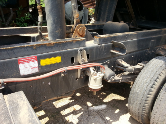 ขาย 6 ล้อ ดั้ม ฮีโน่เมก้าซี่รี่ 500  fc 9j 175 แรง ปี55 มีอีก 1 คันปลายปี 55  175 แรง (ยาว 4 เมตร)วิ่ง 60,000 โล เช่นกัน ราคา 1,050,000.-ต่อรองได้ครับ