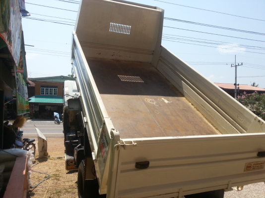 ขาย 6 ล้อ ดั้ม ฮีโน่เมก้าซี่รี่ 500  fc 9j 175 แรง ปี55 มีอีก 1 คันปลายปี 55  175 แรง (ยาว 4 เมตร)วิ่ง 60,000 โล เช่นกัน ราคา 1,050,000.-ต่อรองได้ครับ