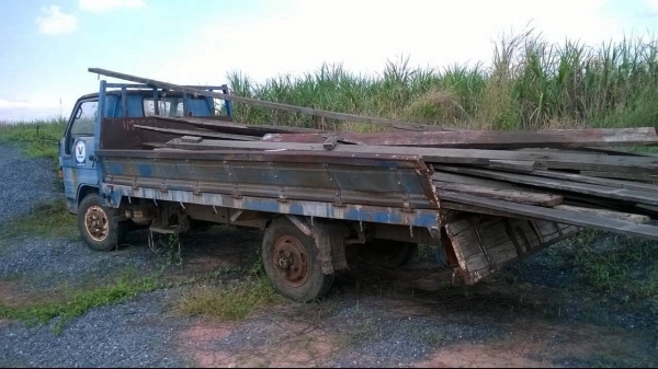 ขาย 6 ล้อ TOYOTA BU87 เครื่อง 14B 115 แรม้า คัสซีสวยตลอดเส้น ยกเครื่องลงแล้วแต่ยังไม่ได้ซ่อมให้ไปซ่อมเอง ทะเบียนพร้อมชุดโอนครบ