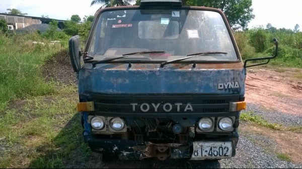 ขาย 6 ล้อ TOYOTA BU87 เครื่อง 14B 115 แรม้า คัสซีสวยตลอดเส้น ยกเครื่องลงแล้วแต่ยังไม่ได้ซ่อมให้ไปซ่อมเอง ทะเบียนพร้อมชุดโอนครบ