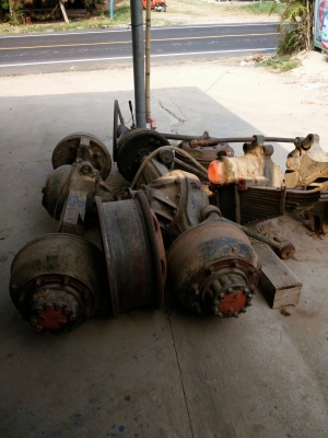 ขายชุดเสื้อเพลารถสิบล้อหน้ายาว  2 เพลา Isuzu tx